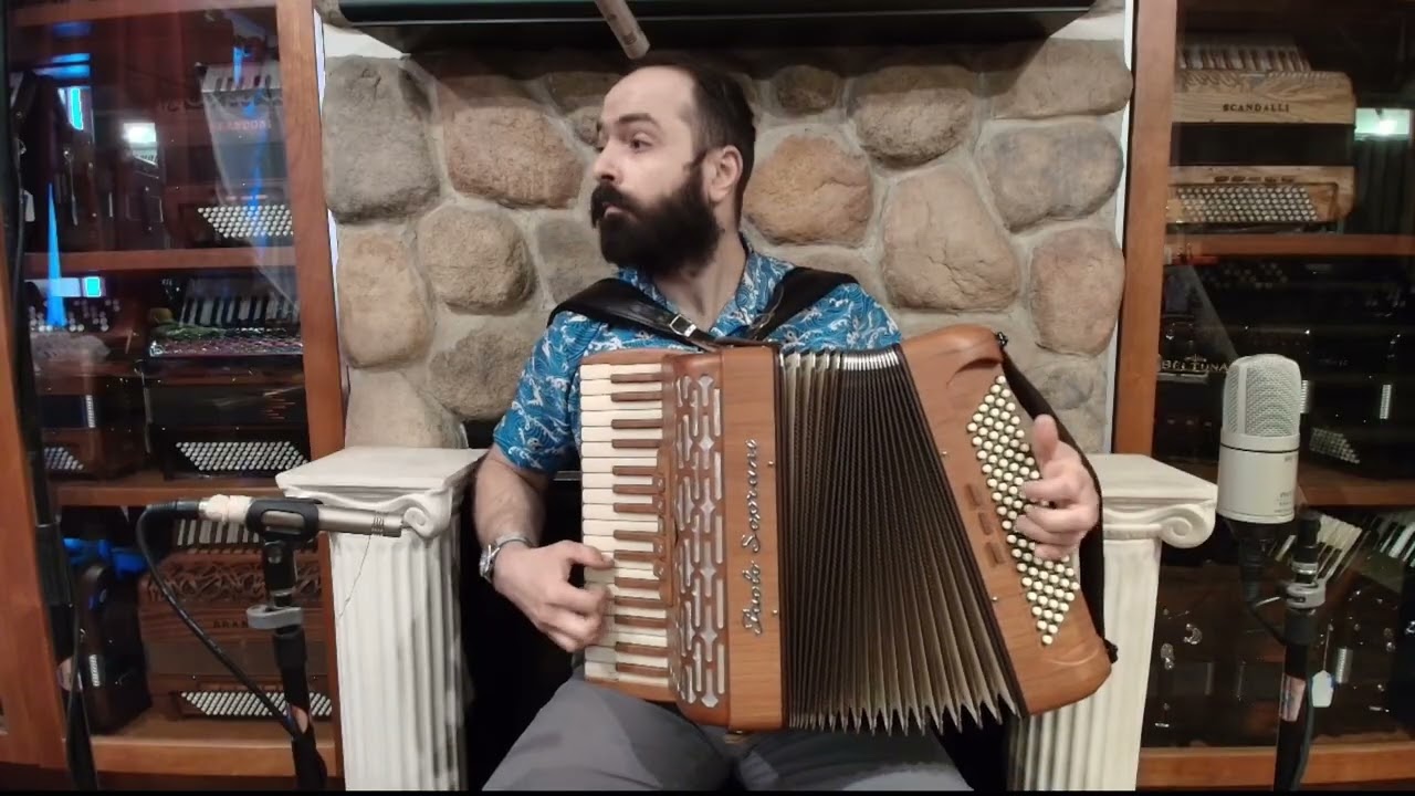 NEW Cherry Paolo Soprani Folk III Piano Accordion LMM 34 96 $4999 