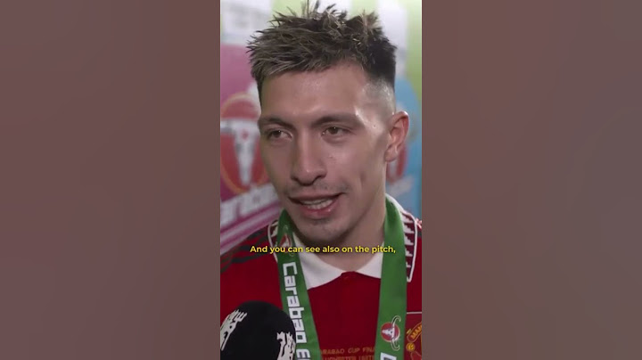 Lisandro Martinez Reacts to Winning His First Trophy With Manchester United 🔥 #shorts