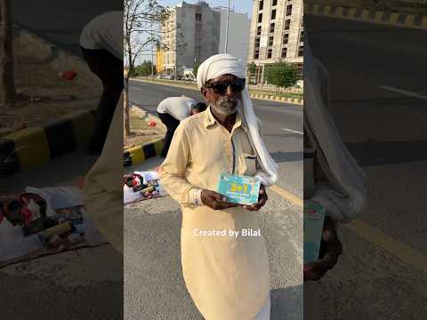 Baba G Ko Tissue Bechtay Howay Dekha Tu Socha Kai Hamay Kuch In Kai Liye Behtr Kerna Cahye