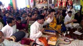 Sai bhajans sung in divya nama sankirtanam style by sri.sekhar
boddupalli at fremont hindu temple on 11/17/2013 during laksha
rudraksha archana holy m...