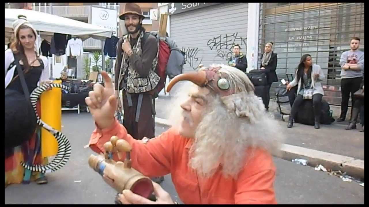 Claudio Montuori - Birdman One Man Band at Porta Portese - Roma