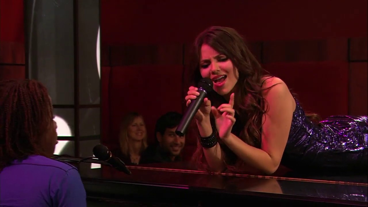 Tell Me That You Love Me Victorious Cast Victoria Justice Leon Thomas Iii Youtube