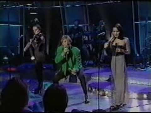 Rod Stewart & The Corrs - Ooh La La