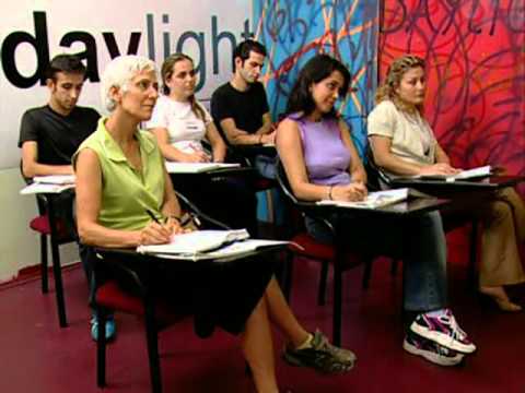 (HQ) 10. Sınıf Lise İngilizcesi Bölüm 01