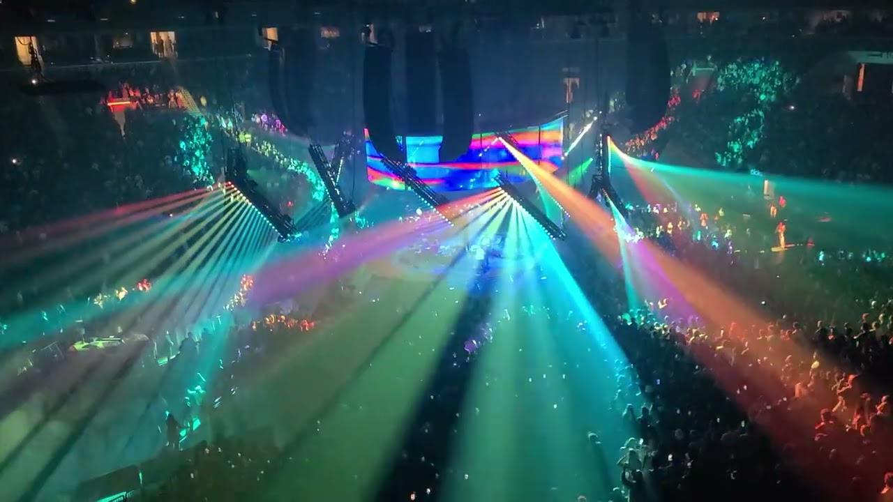 Less I know the better - Tame Impala - Deadbeat Tour - 10/27/2025 - Barclays Center