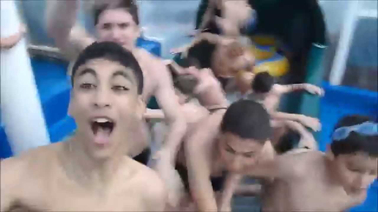 L'Acrobate - l'Aquaboulevard pris d'assault - YouTube