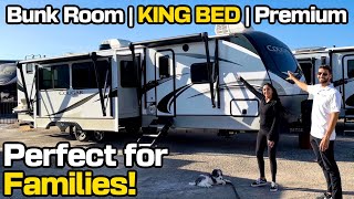 Perfect Family Travel Trailer RV with King Bed and Bunkroom! 2022 Keystone Cougar 34TSB
