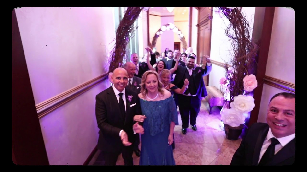 DJ/MC MIKE LOBASSO FROM DASH OF CLASS PLATINUM WEDDING DJ ENTERTAINMENT PORTRAIT