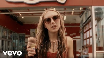 Sarah Mootz - Basics (Official Music Video)