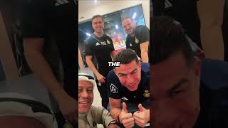 Ronaldo surprised the Al Nassr chef on his birthday — the chef cried from happiness. 🥹🎂