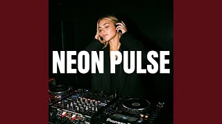Neon Pulse - Alya Low