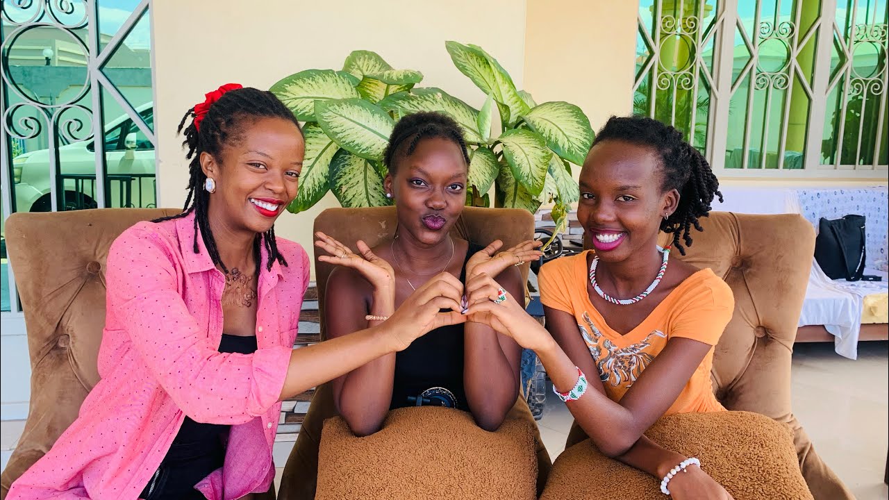 Aba bakobwa bati:urukundo ruryoshe ruracabaho😍mubatege amatwi 