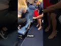 Passageiros de avião encontram algo assustador! 🛫😲