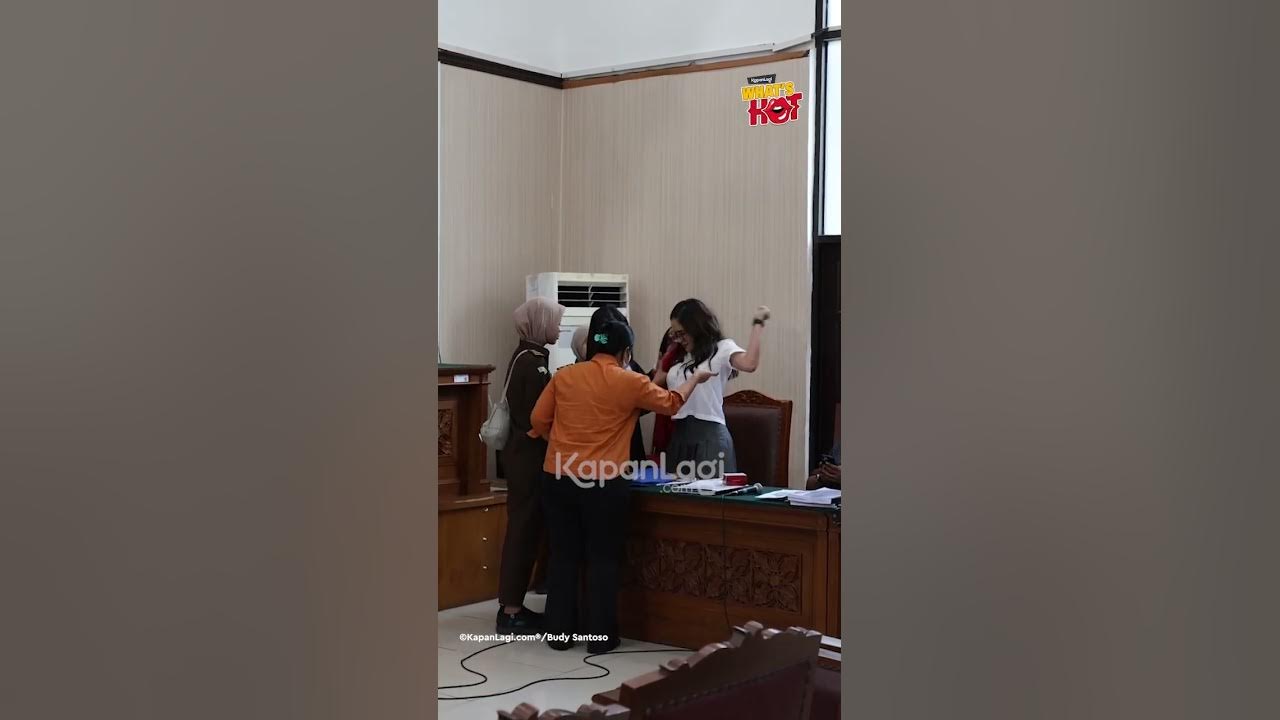Detik-Detik Nikita Mirzani Ngamuk Di Ruang Sidang, Minta Rekaman dr. Reza Gladys Diputar #nikmir Detik-Detik Nikita Mirzani Ngamuk Di Ruang Sidang, Minta Rekaman dr. Reza Gladys Diputar #nikmir