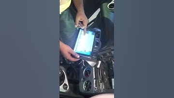 Thumbnail of Ford Fiesta Android studio fitting installation