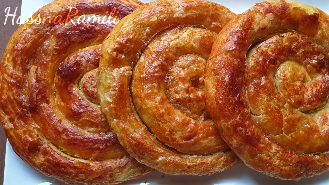 	مسمن معمر ومحمّر فالفران بحشوة لذيذة غادي تولّي تعاوديها كل أسبوع😍