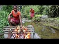 Survival skills: Catch and Cook Fish with Spicy Chili for Dinner in Jungle - Food my village Ep 38