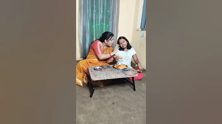 Hemal scared his mother #funny #comedyfilms #trending video #viral video #Roshni.Hemal vlog