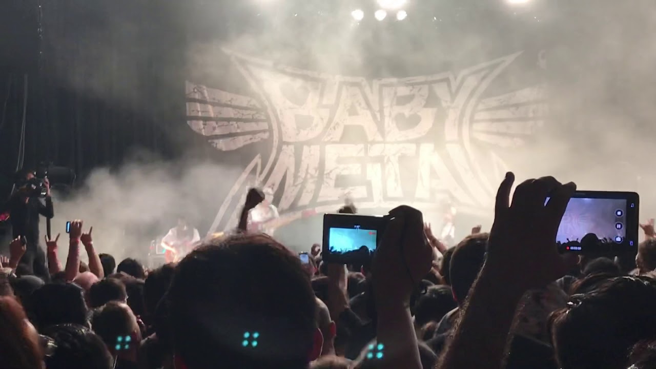 Babymetal - band intro/Awadama Fever at the Palladium