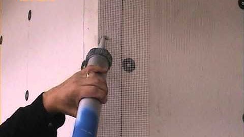 ThermaWall Plus 06 Fixing the Mesh