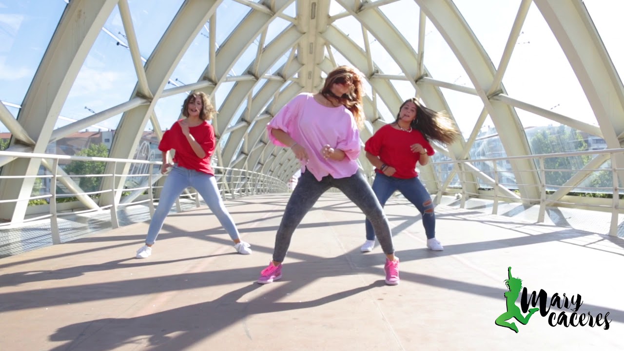 Mary Cáceres Choreo Zumba Fitness - LLP feat Mike Diamondz- Fire - camera iphone 8 plus apk
