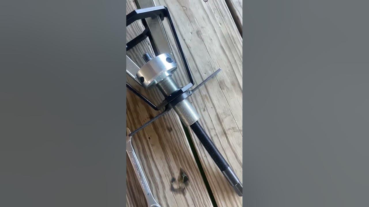 Remove a stuck thrust washer Suzuki Propeller replaced YouTube