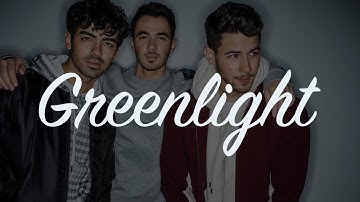 Jonas Brothers - Greenlight (Lyrics)