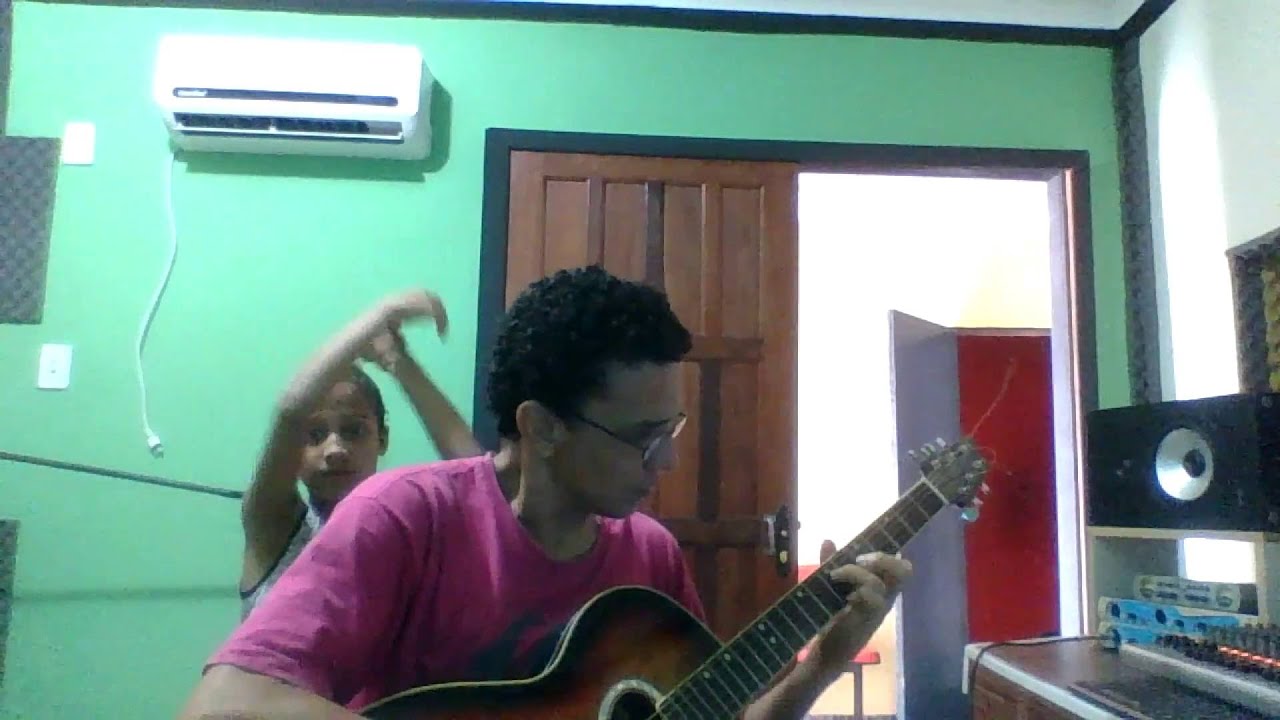 Violão Groovin model Usa design( Solo de violão com distorção) YouTube