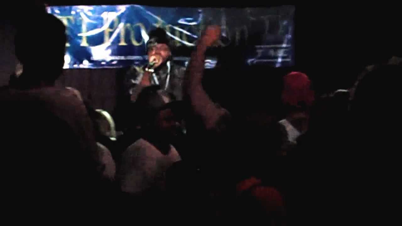 B.Good opening up for Frayser Boy and special guest Lil Wyte @ Fubar in St.Louis, MO - YouTube