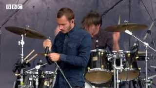 Editors - A Ton Of Love at Reading Festival 2013