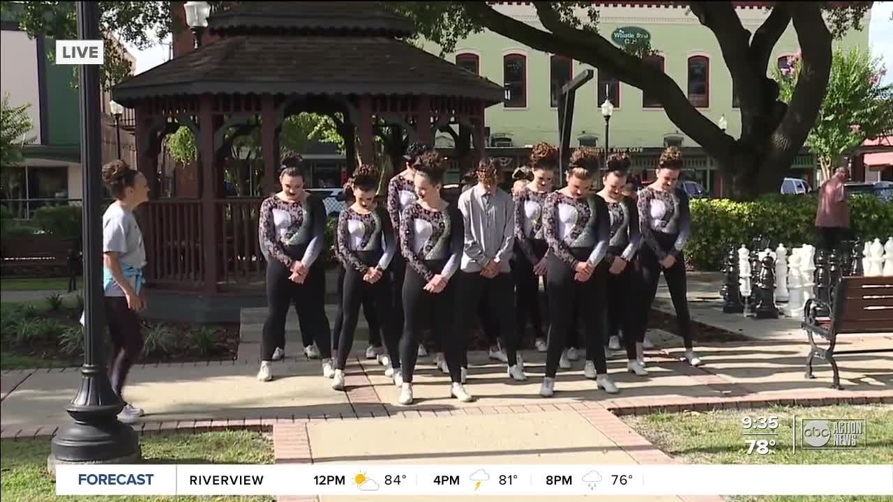 Plant City's Clogging Connection performs live - YouTube
