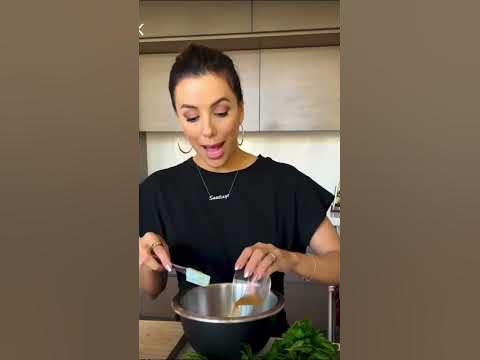 Eva Longoria Diet (making salad) - YouTube