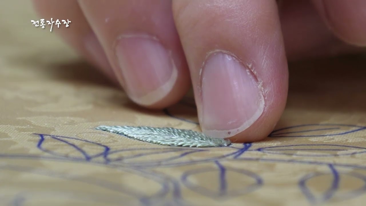 강원특별자치도무형문화재 제30-2호 원주자수장 김기순