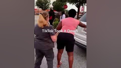 Parking lot Karen tries to block man from leaving and it doesn’t go as planned 😬 #Neck