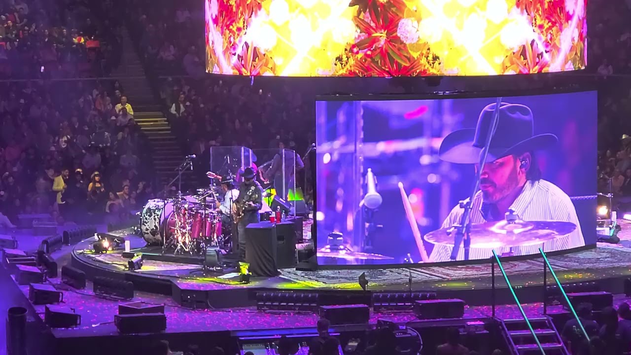 Intocable en concierto Arena MTY 6/12/2025 culpable fui