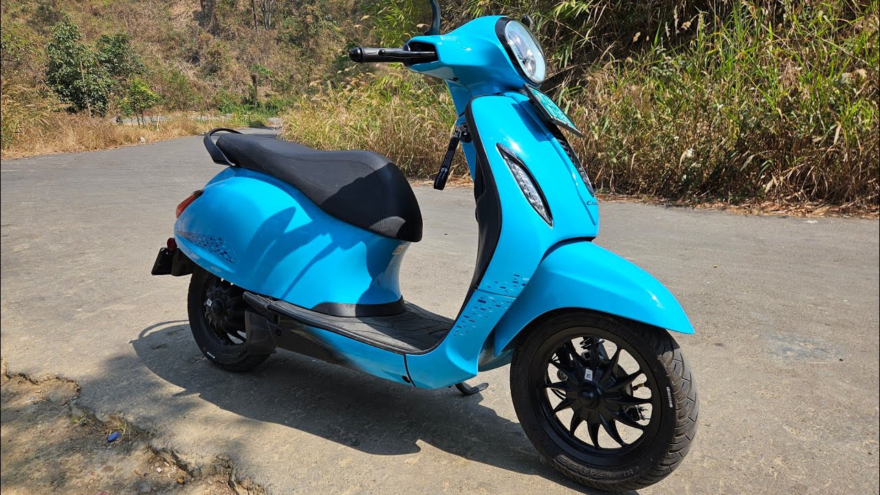 Morning Walk ... Bajaj Chetak