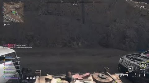 Mega DMZ squad does duplication glitch.