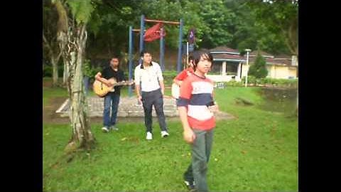 ST12 - Cinta Tak Harus Memiliki (Parody By Touching Band)