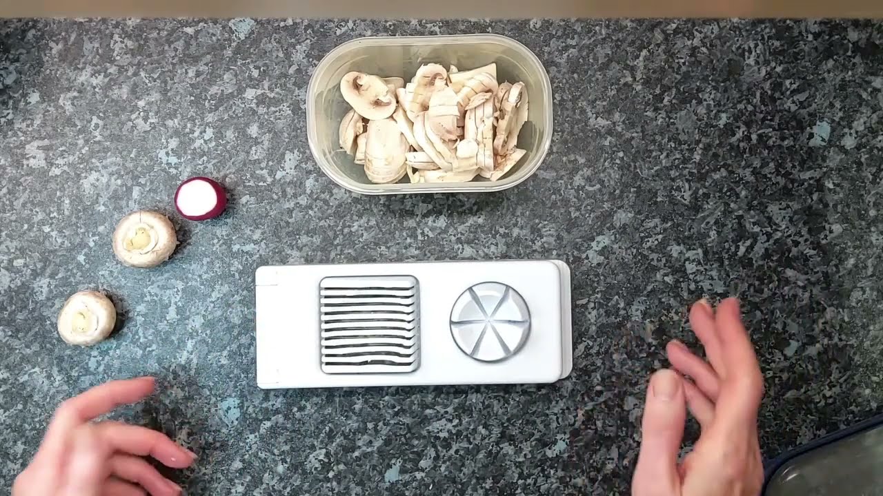 Egg Slice kitchen hack