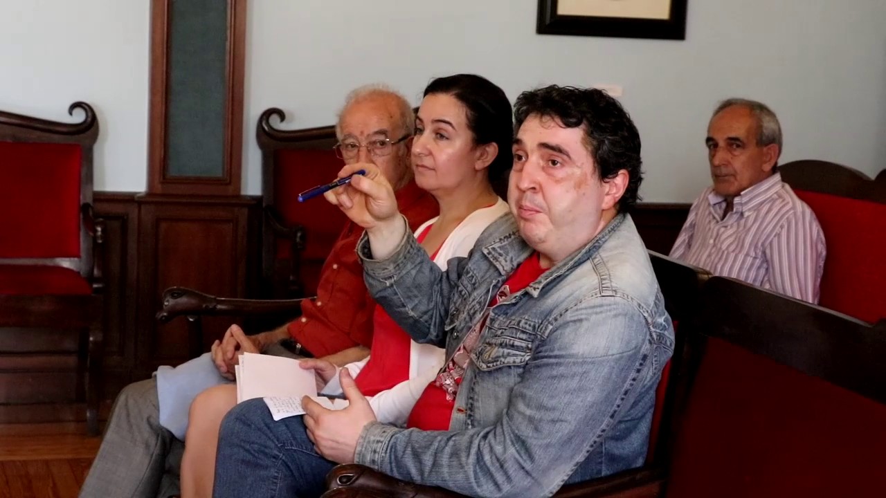Los vecinos de Reinosa afectados por la orden de desalojo reclaman un estudio del saneamiento