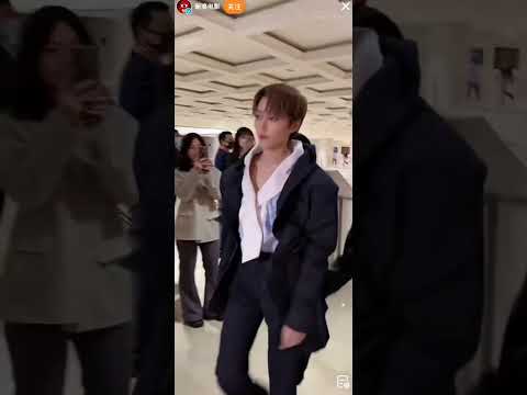 XIN Liu 刘雨昕【北京国际电影节】后台关于《忽然想起来》采访 13th Beijing International Film Festival backstage interview