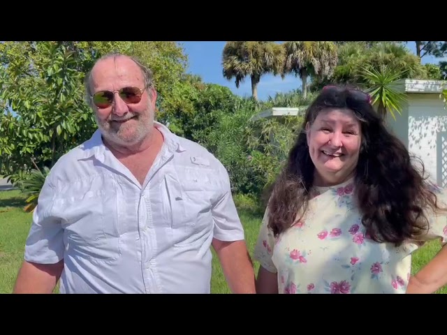Happy Edgewater home sellers!