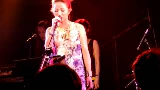 20120720 黃美珍THE WALL 途中 演唱會-Zombie (原唱: The Cranberries)