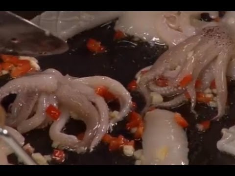 how-to-clean,-prepare-and-cook-squid---goodfood.com---bbc-food