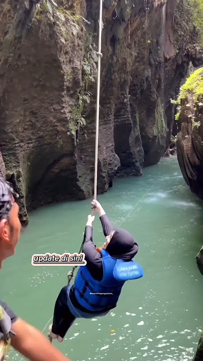 cewe berjilbab keasikan bermain ayunan Tarsan #jejackSTK