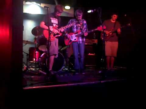 Ver Greengage - Waves @ Club Diablo 7/9/10 no YouTube Ver Greengage - Waves @ Club Diablo 7/9/10 no YouTube