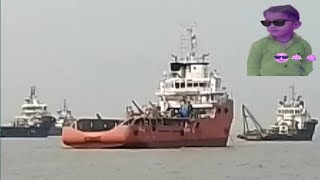 Pani mein jahaj ki seen