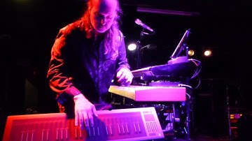 3.2 Featuring Robert Berry - Karn Evil 9 (Live in Montréal)