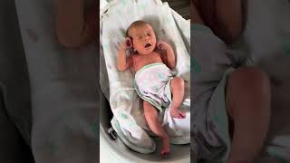 Newborn Sponge Bath Tips For First-Time Mamas