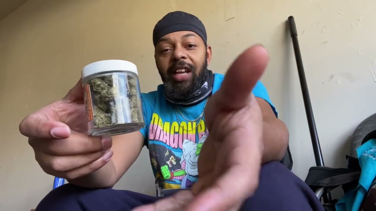 Pure Michigan! So full of flavor! Trichromes are abundant! Consistently terpy!!